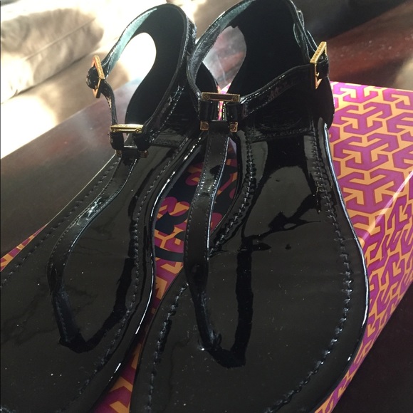 Tory Burch Patent Thong Sandal US 7.5 Eur 37.5 - Picture 8 of 8